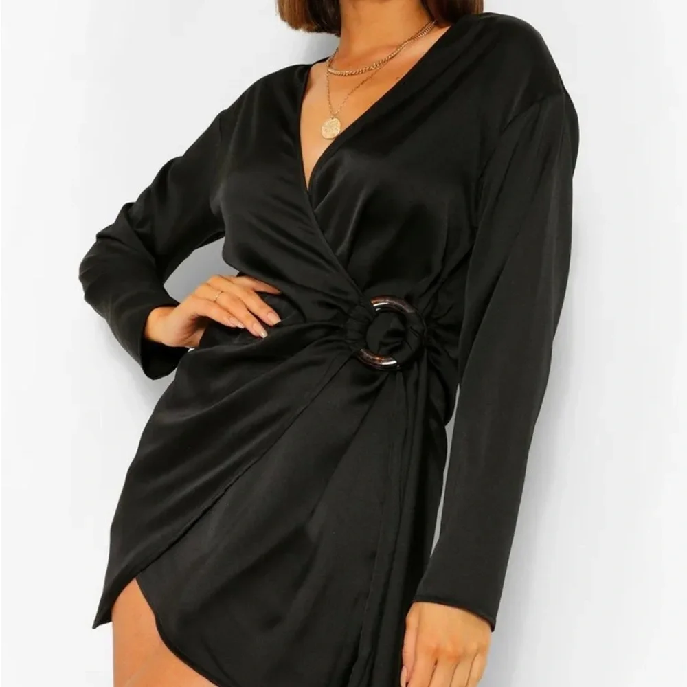 Boohoo Satin Wrap Shirt Style Dress - Picture 3 of 8